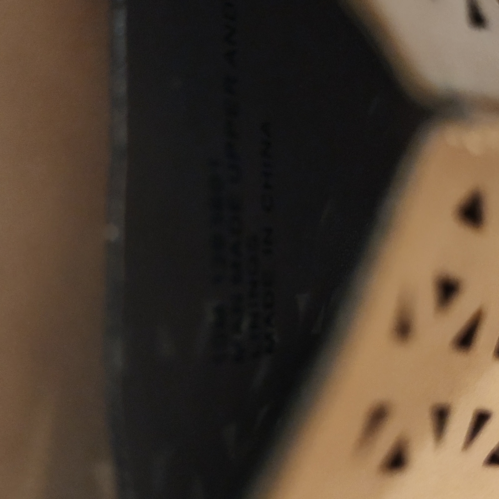 Array Slippers - image 5